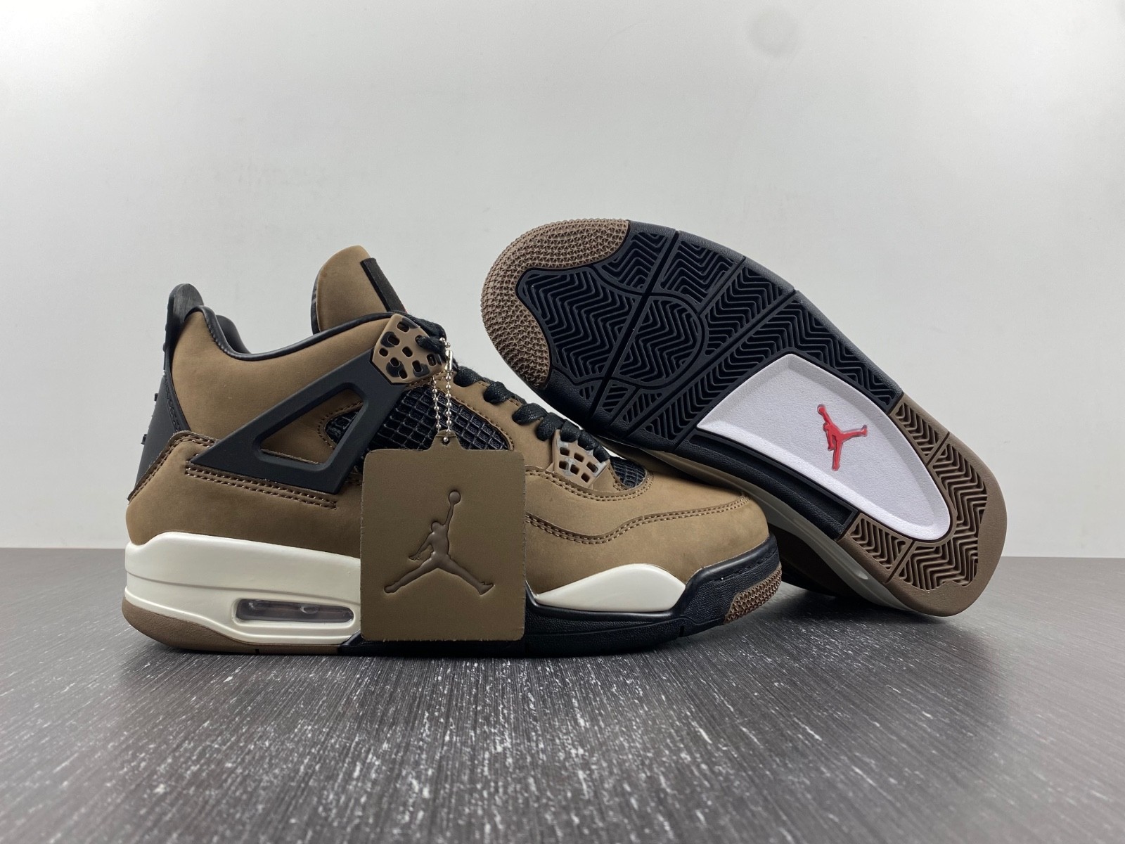Travis Scott x Air Jordan 4 Olive AJ4-882335