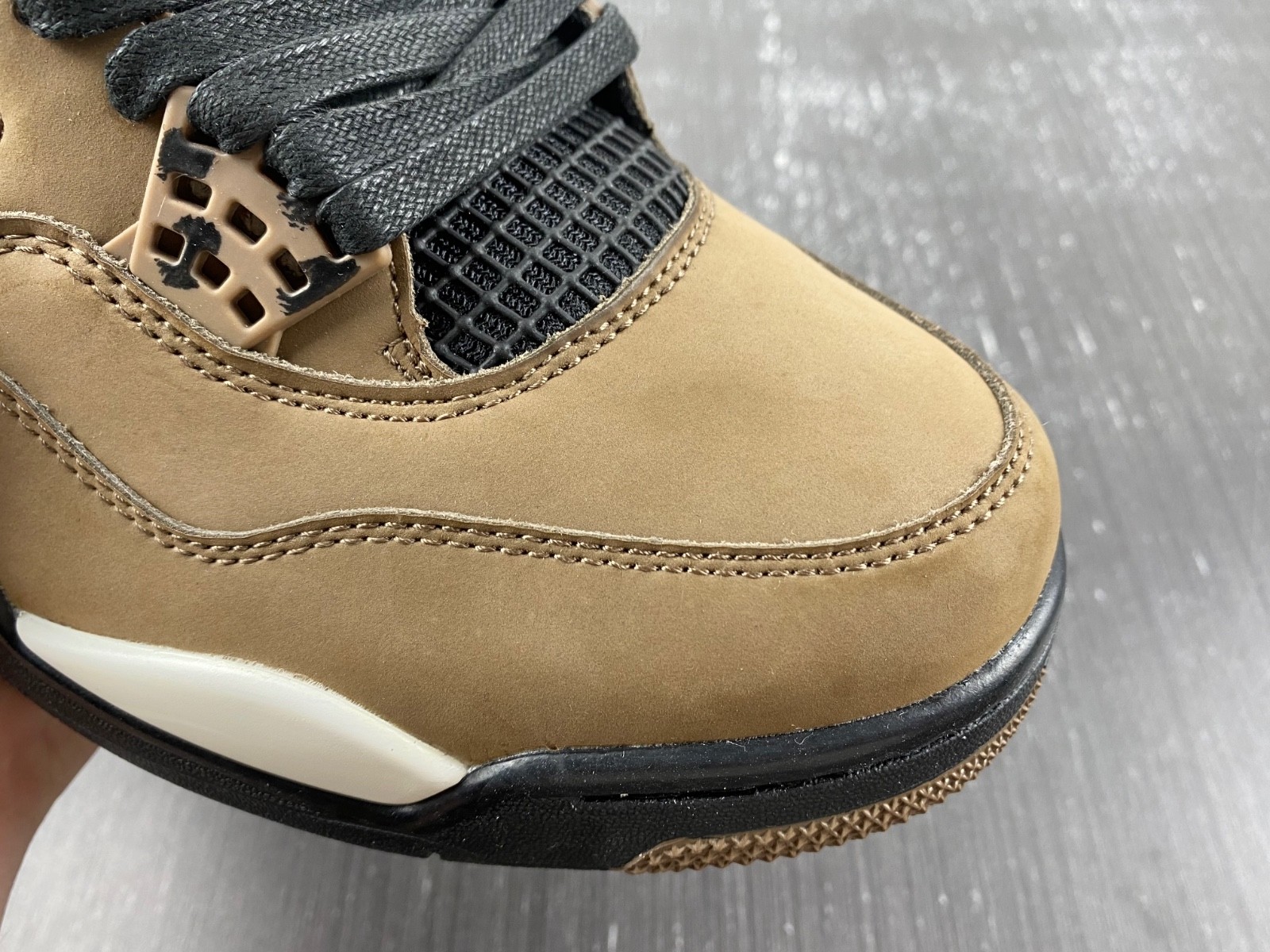 Travis Scott x Air Jordan 4 Olive AJ4-882335