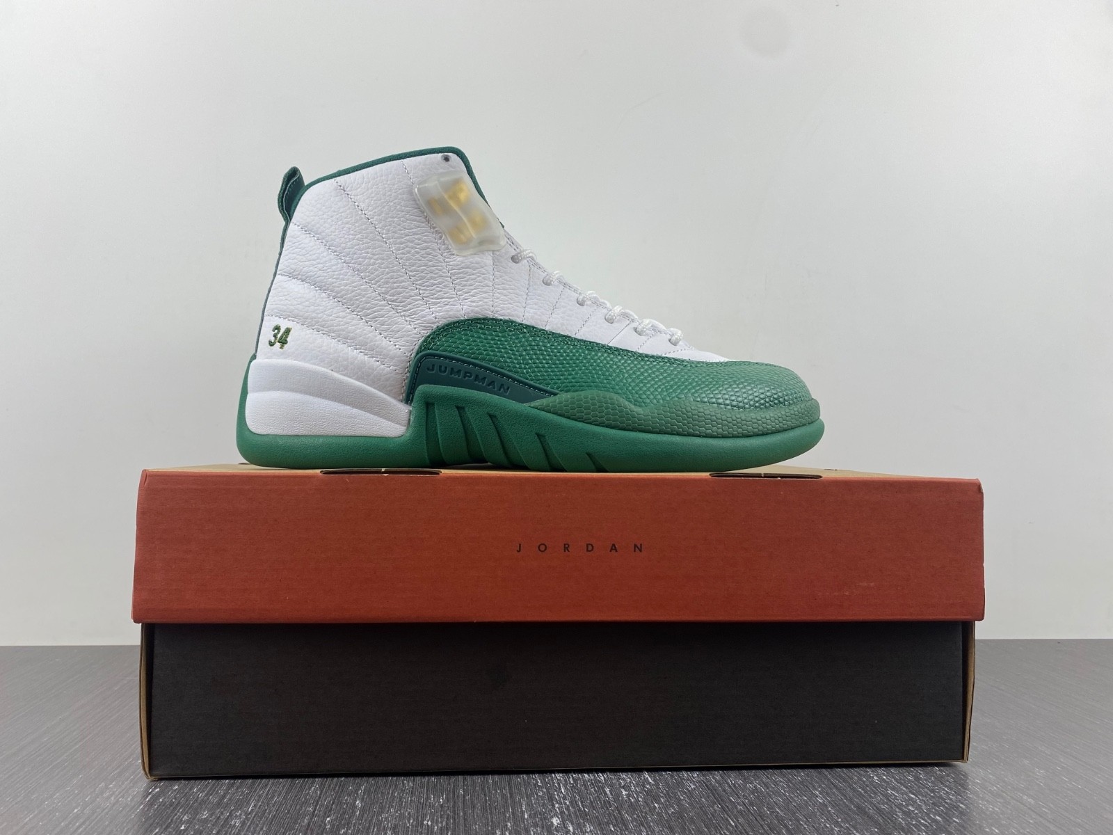 Air Jordan 12 Retro 136001-063