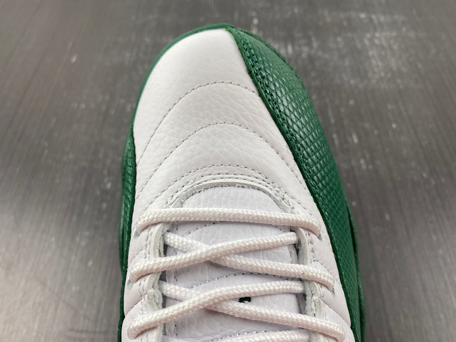 Air Jordan 12 Retro 136001-063