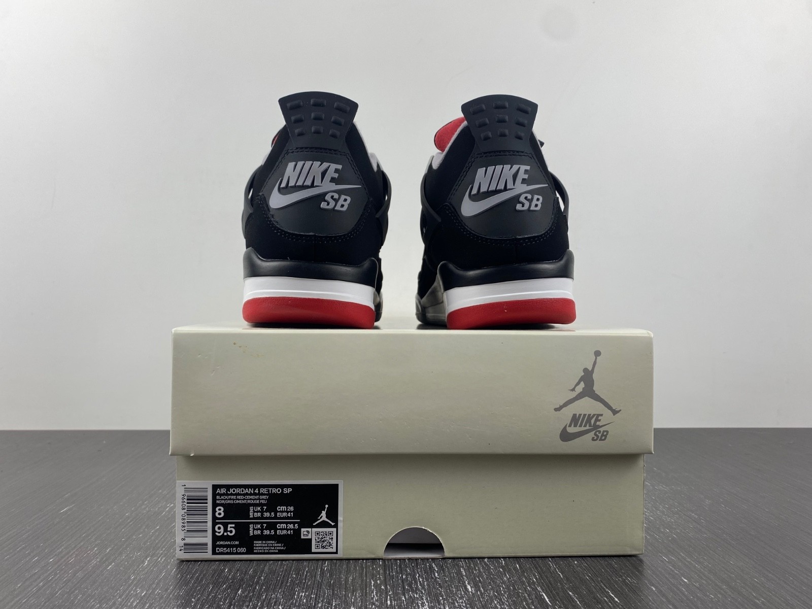 Nike SB x Air Jordan 4 Bred DR5415-060