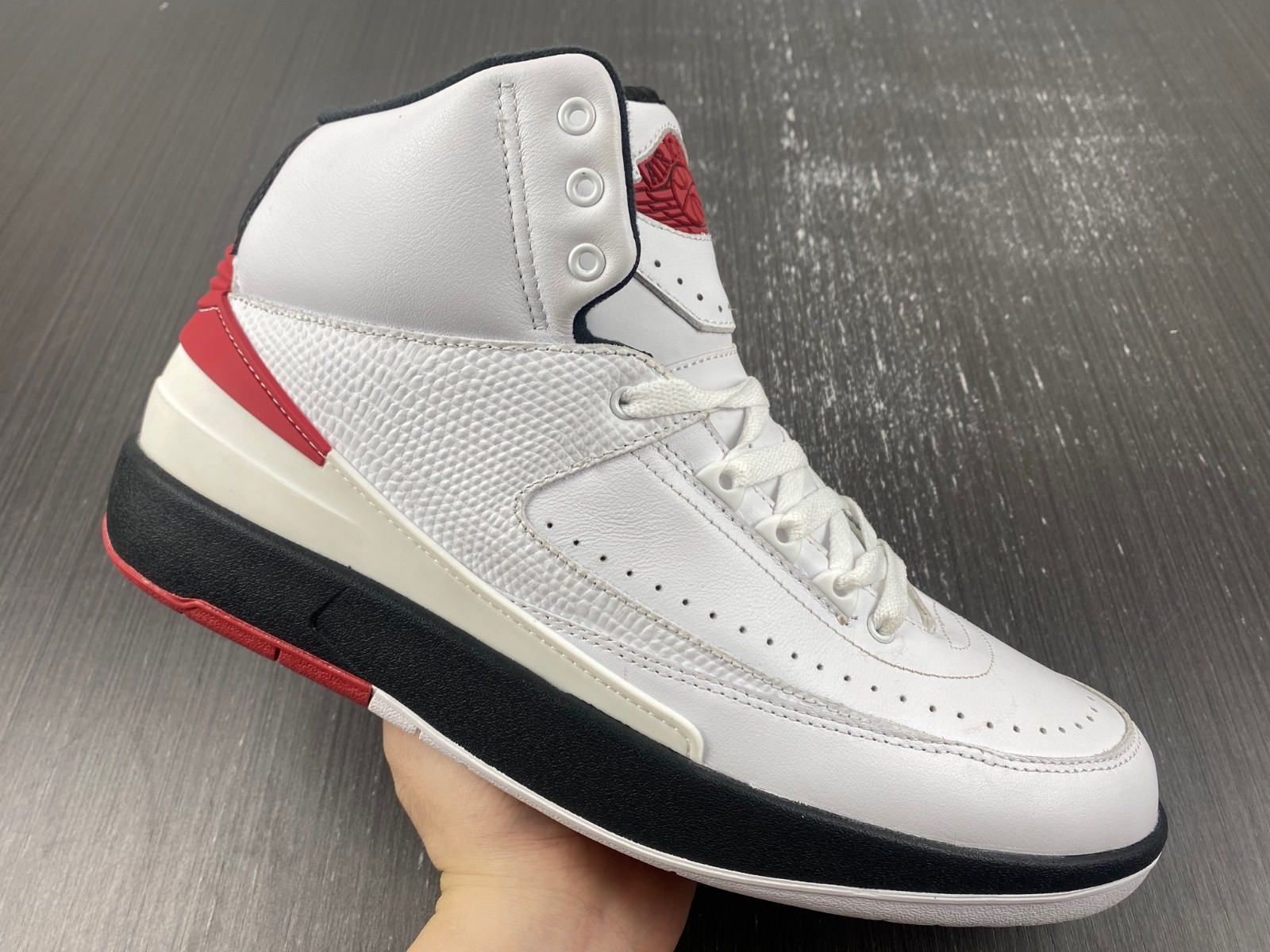 Air Jordan 2 Retro OG 