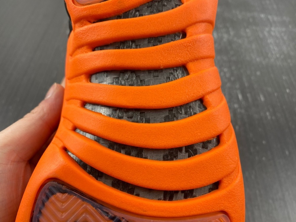 Air Jordan 12 WMNS Brilliant Orange FD9101-081