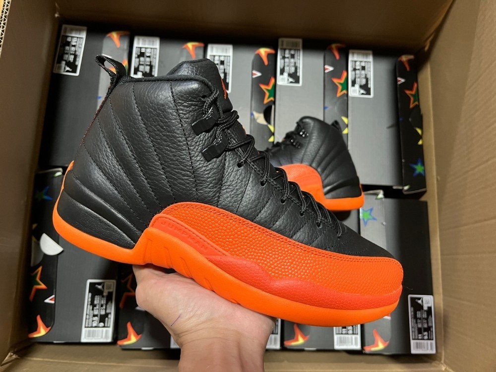 Air Jordan 12 WMNS Brilliant Orange FD9101-081