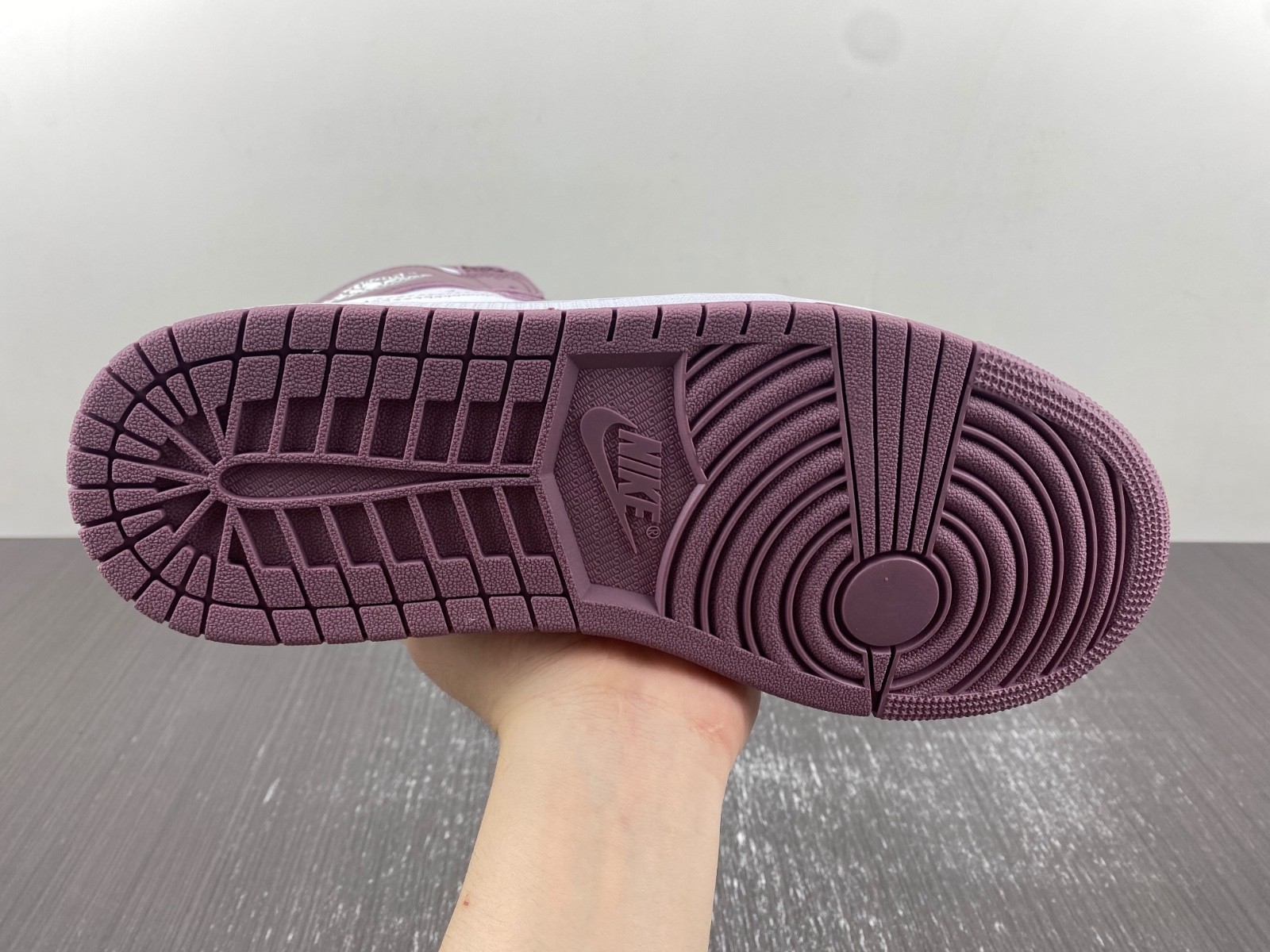 Air Jordan 1 High OG “Sky J Mauve” DZ5485-105