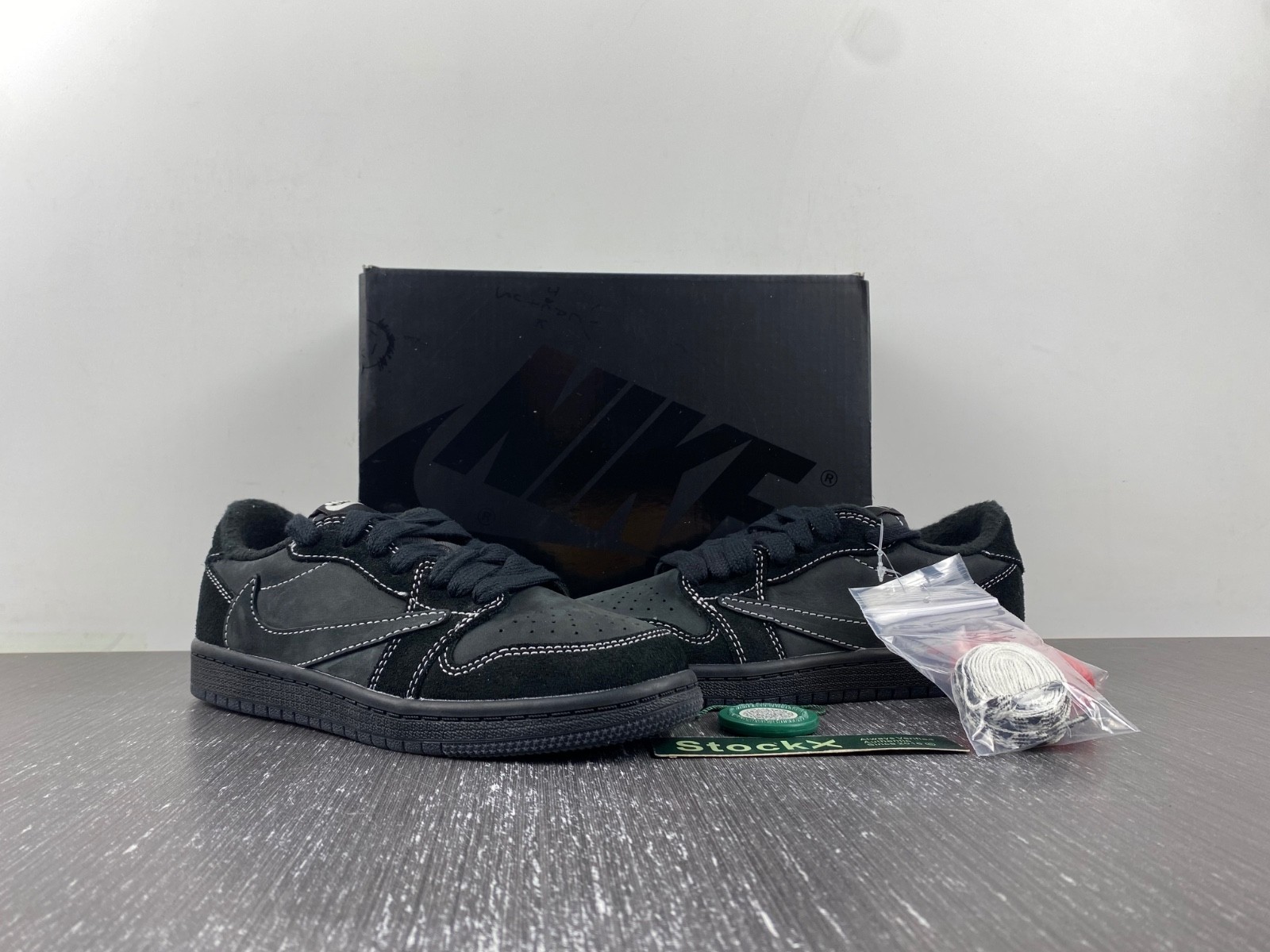 Kids Travis Scott x Air Jordan 1 OG Low DO5442-001