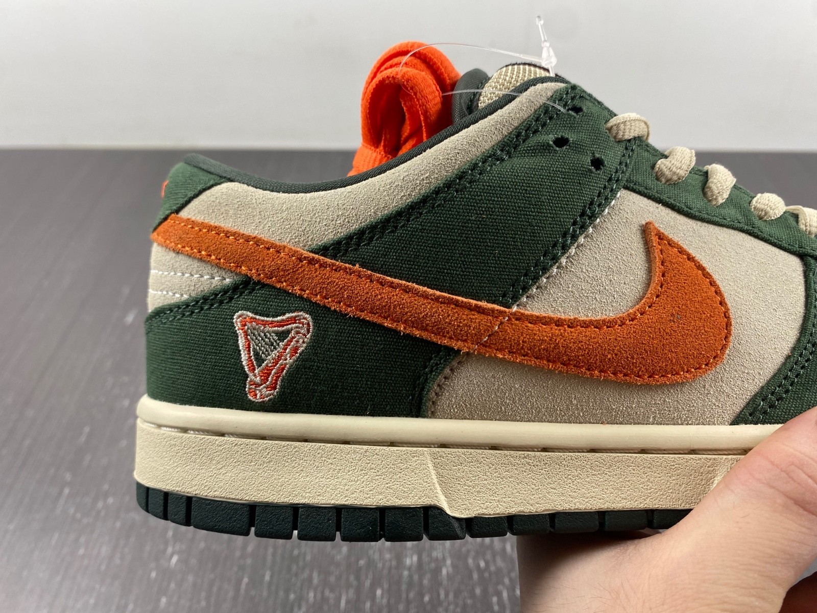 Nike SB Dunk Low Eire - 304292-185