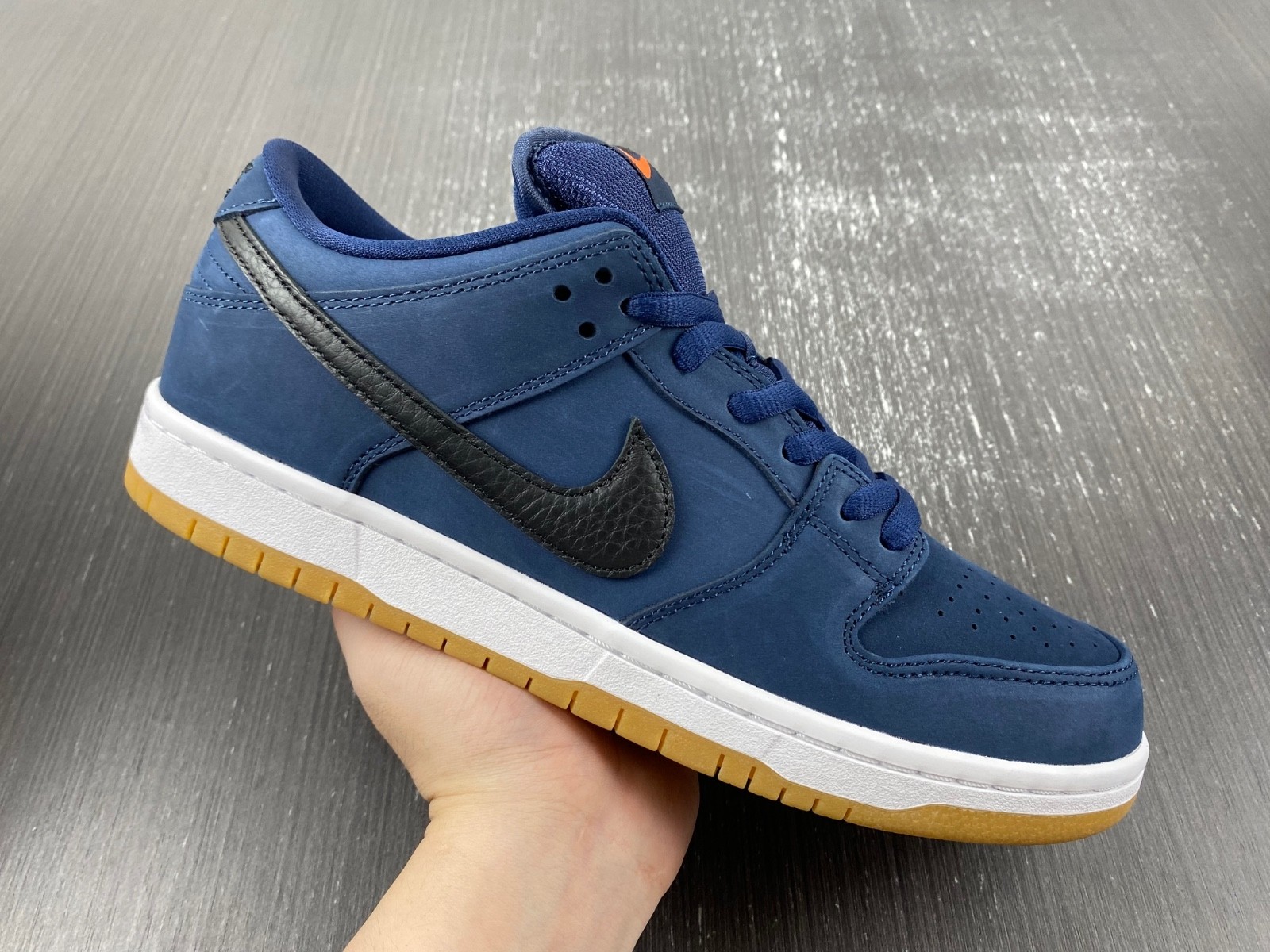 Nike SB Dunk Low Navy Black Gum Men