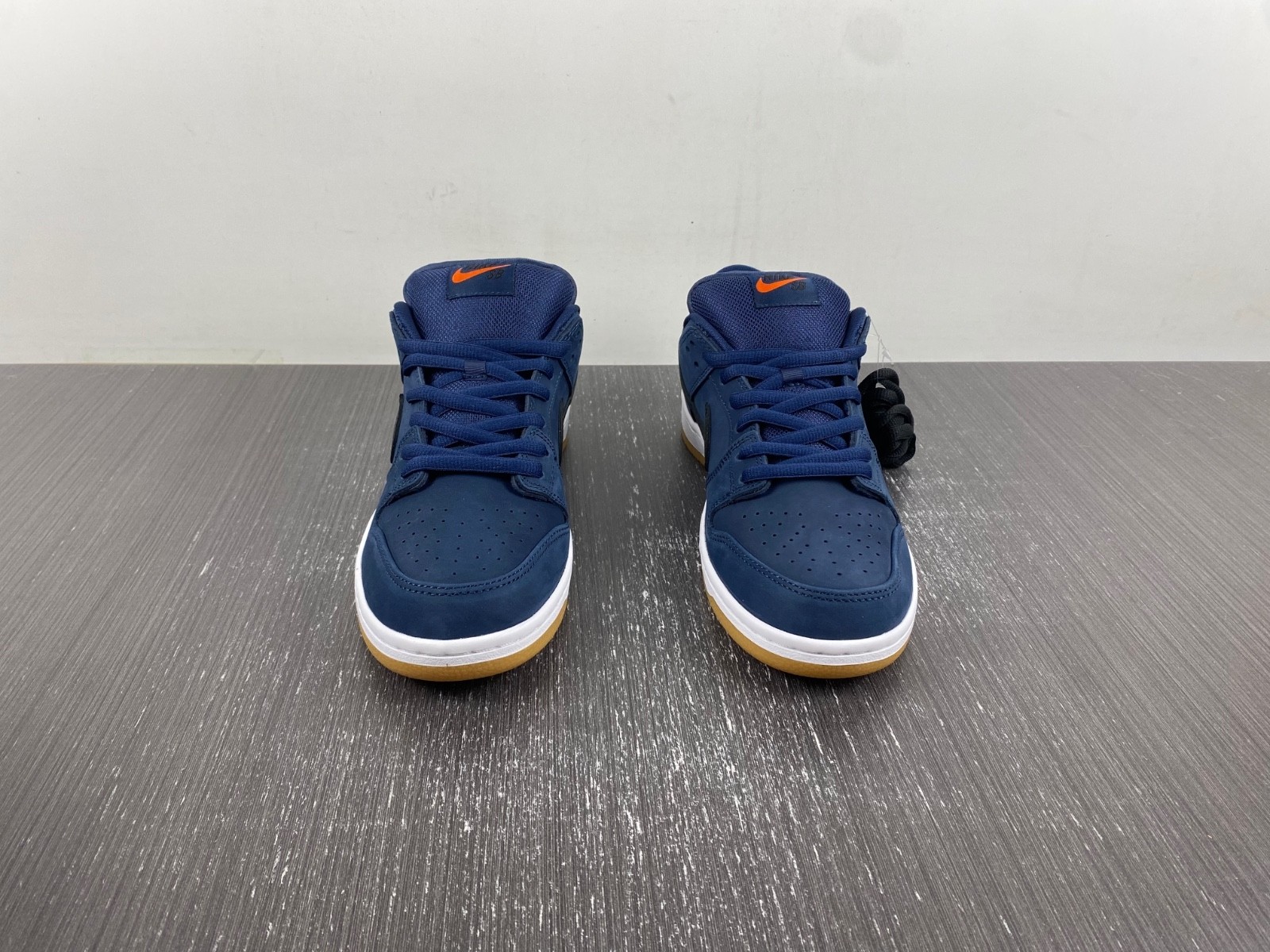 Nike SB Dunk Low Navy Black Gum Men
