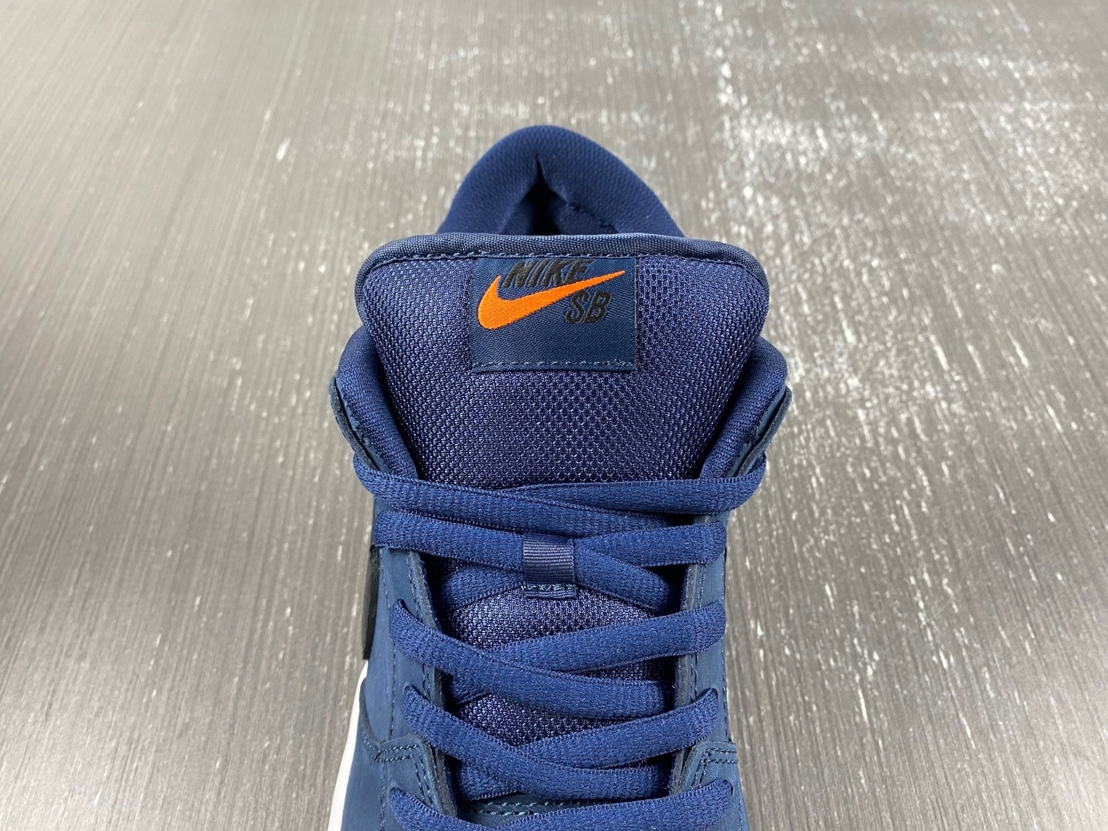 Nike SB Dunk Low Navy Black Gum Men
