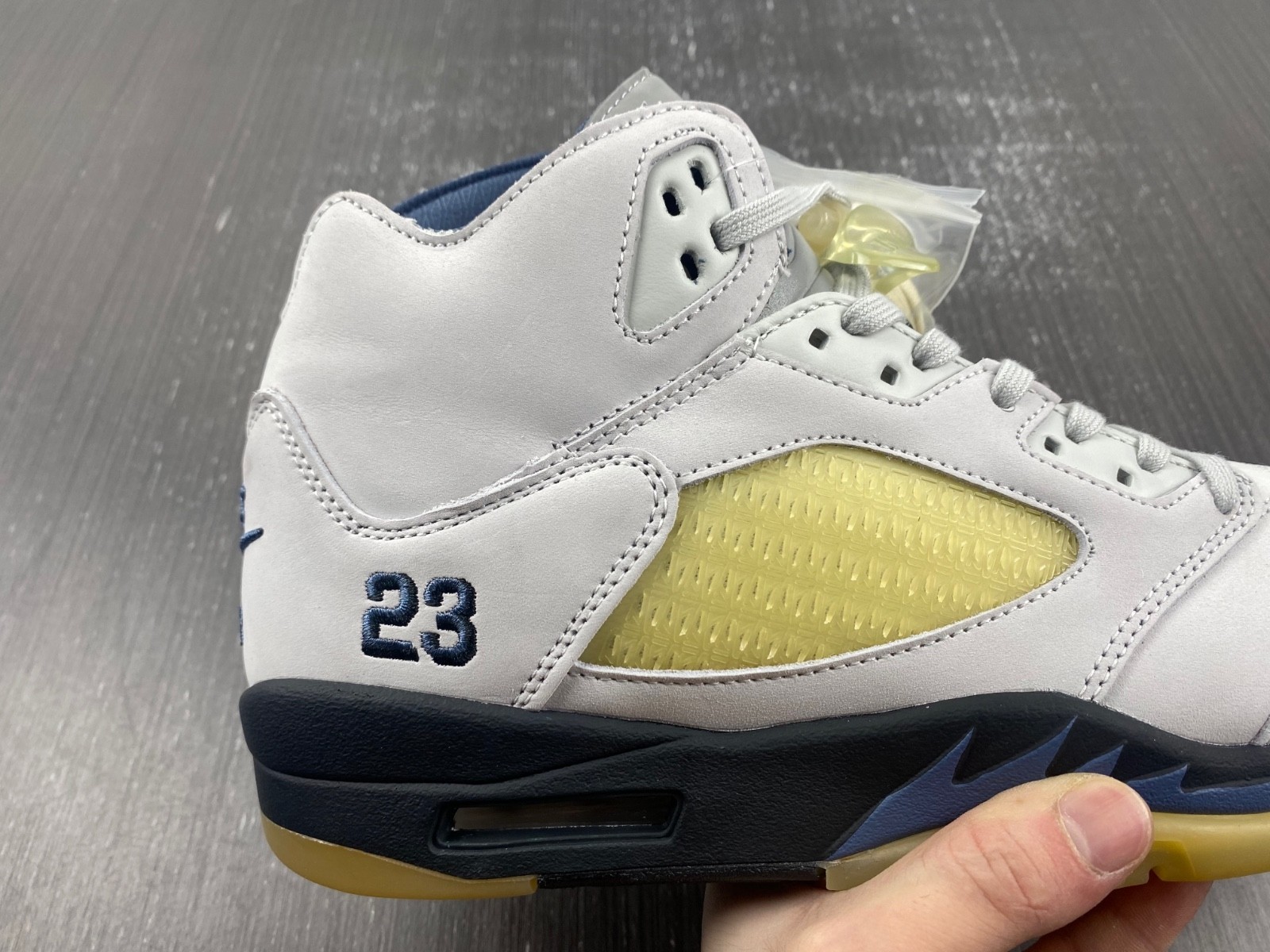 A Ma Maniere x Air Jordan 5 Diffused Blue FZ5758-004