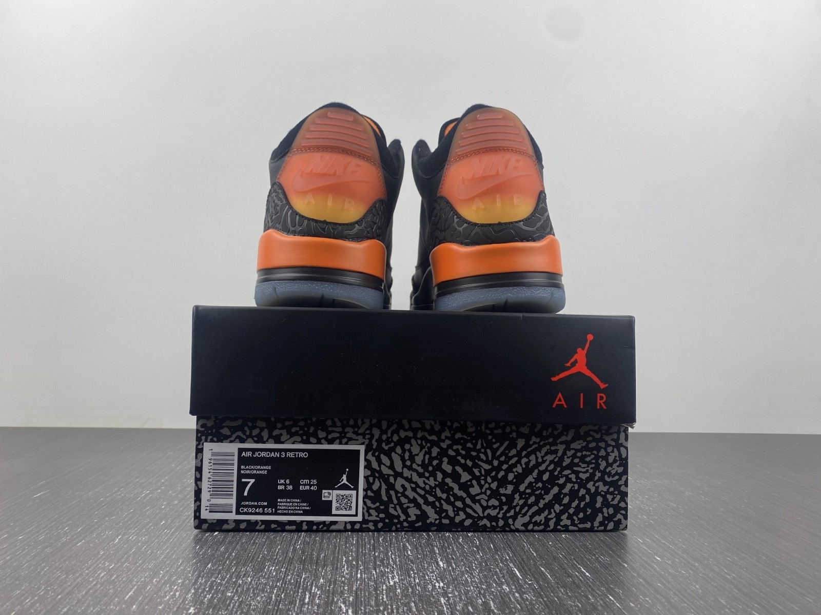 Air Jordan 3 Retro Balvin CK9246-551