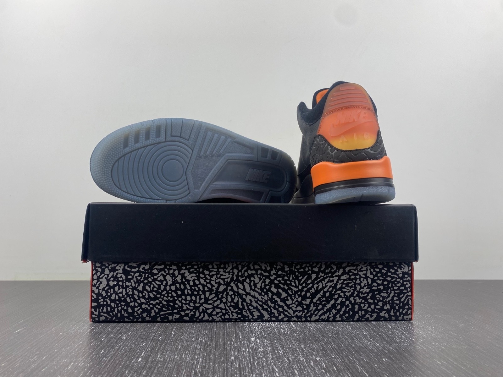 Air Jordan 3 Retro Balvin CK9246-551