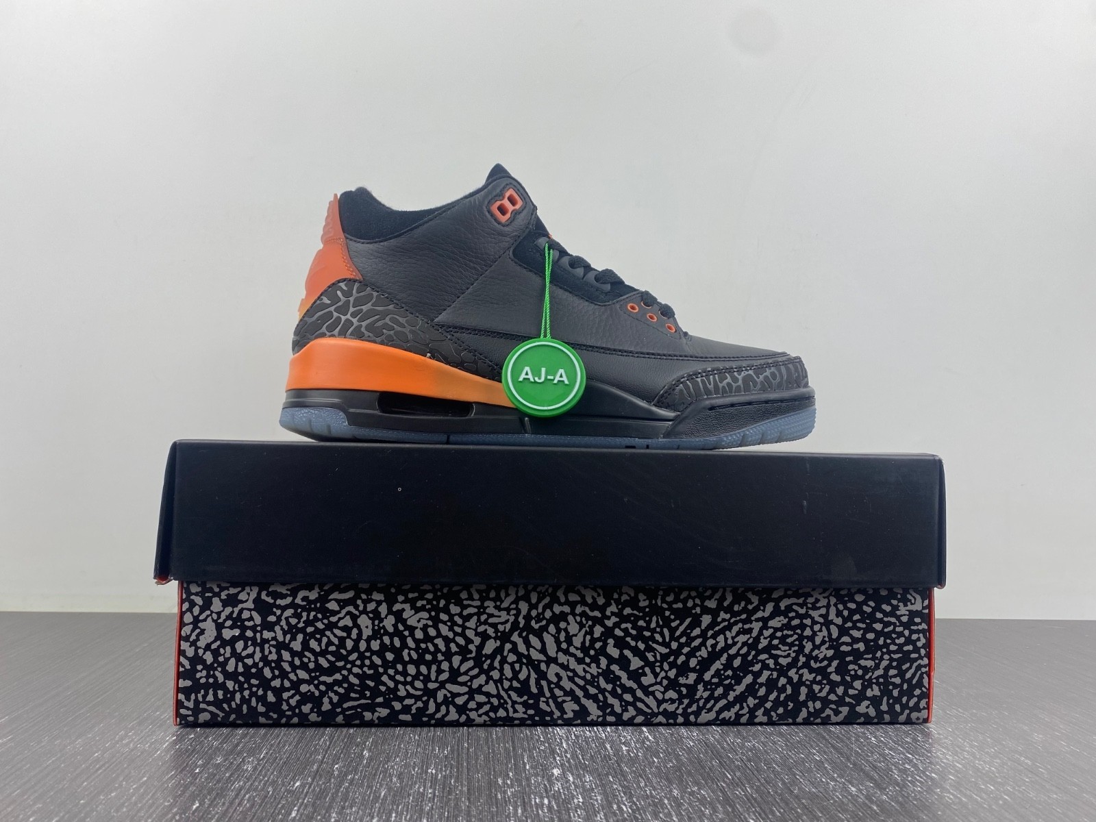 Air Jordan 3 Retro Balvin CK9246-551