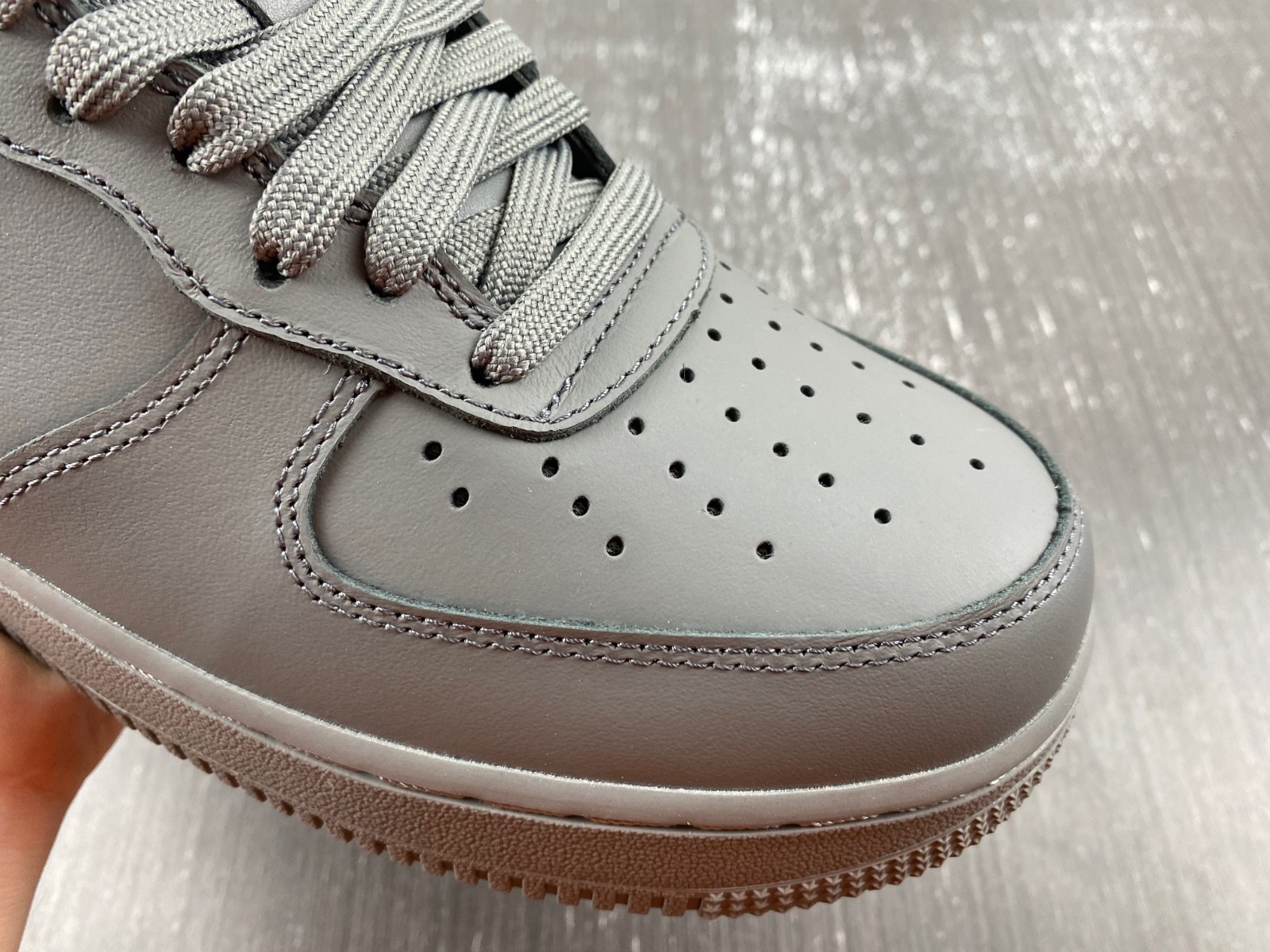 2023 OFF-WHITE x Nike Air Force 1 Low “Grey” DX1419-500
