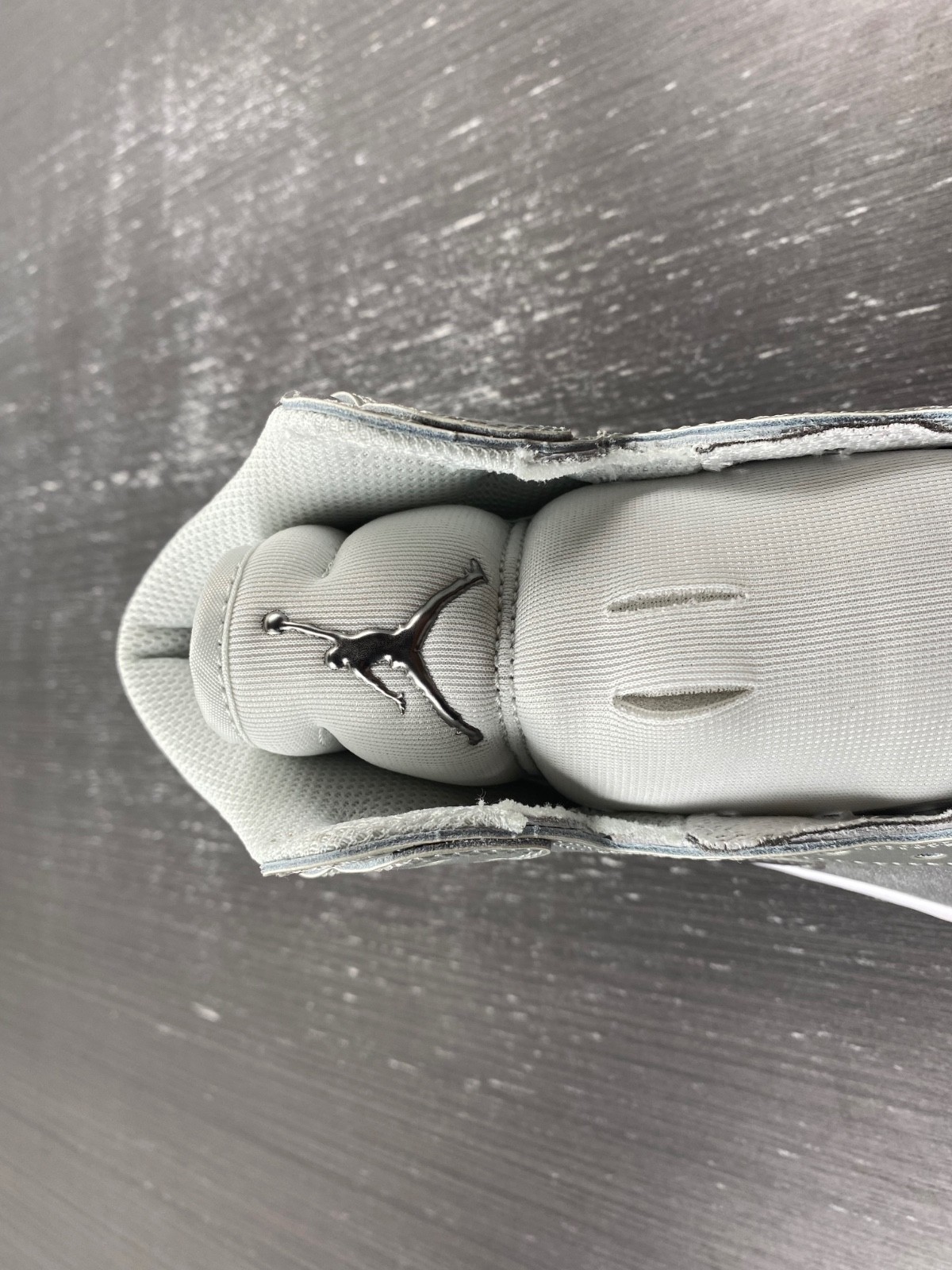 Air Jordan 1 High Golf Gift Giving Metallic Silver FD6815-001