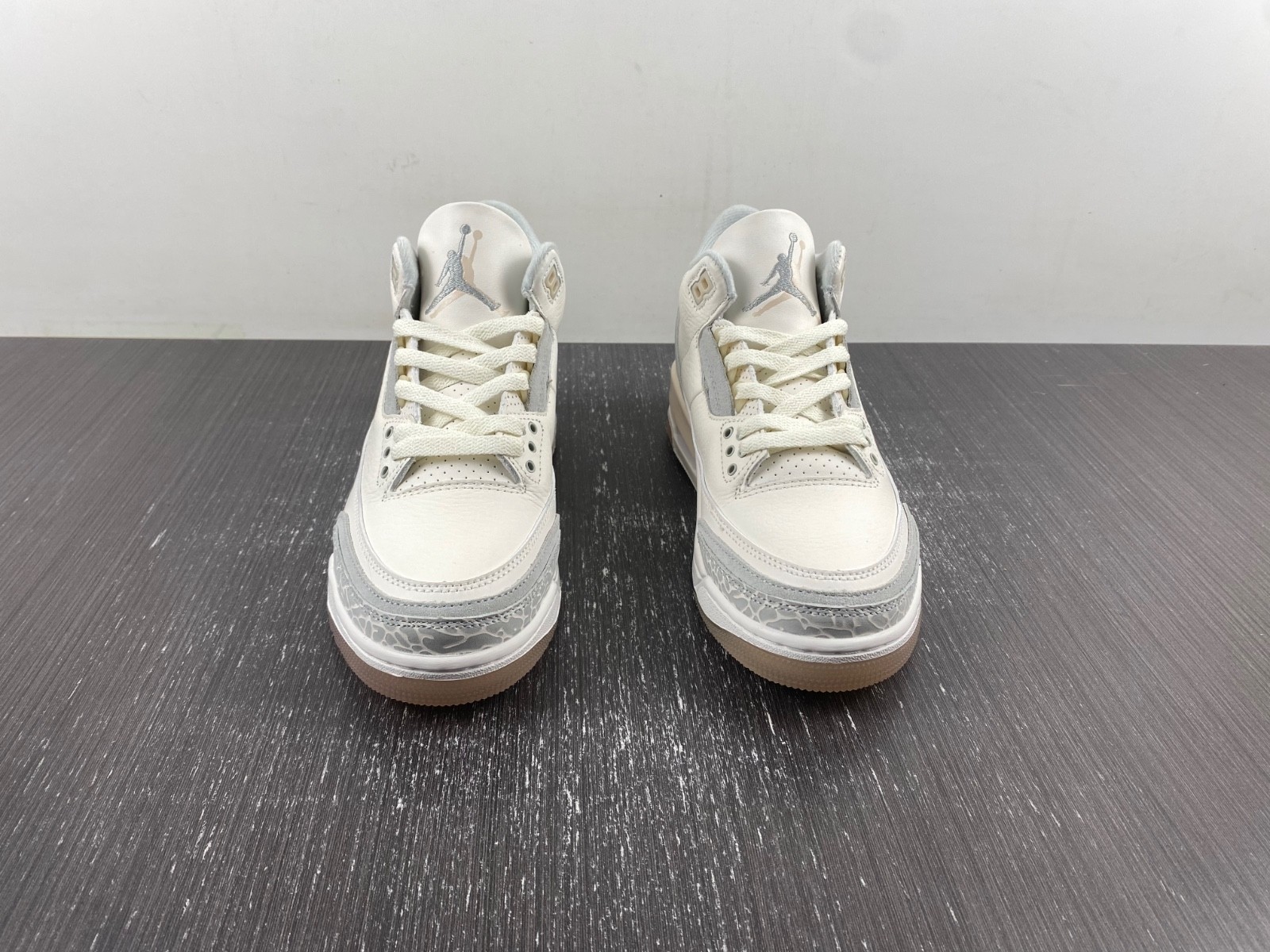 Air Jordan 3 Craft Ivory FJ9479-100