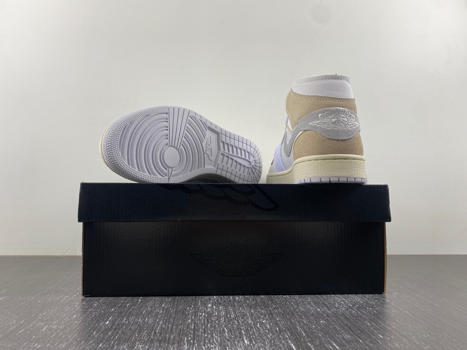 Air Jordan 1 Mid SE Craft Tech Grey DM9652-120