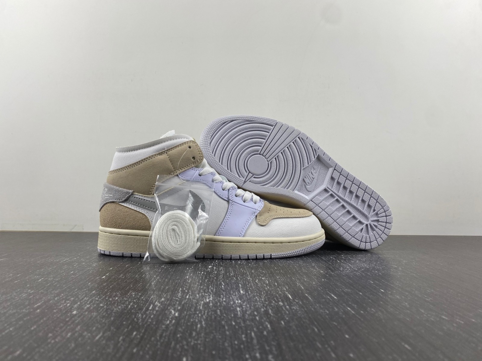 Air Jordan 1 Mid SE Craft Tech Grey DM9652-120