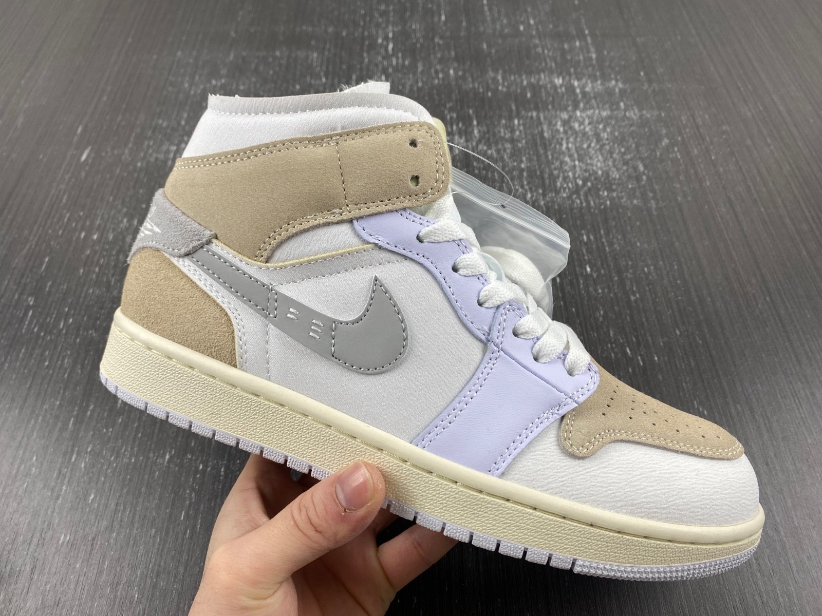 Air Jordan 1 Mid SE Craft Tech Grey DM9652-120