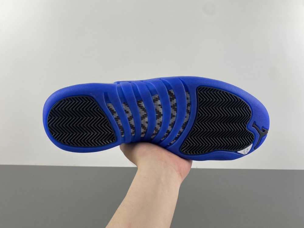 Air Jordan 12 “White/Game Royal” CT8013-140