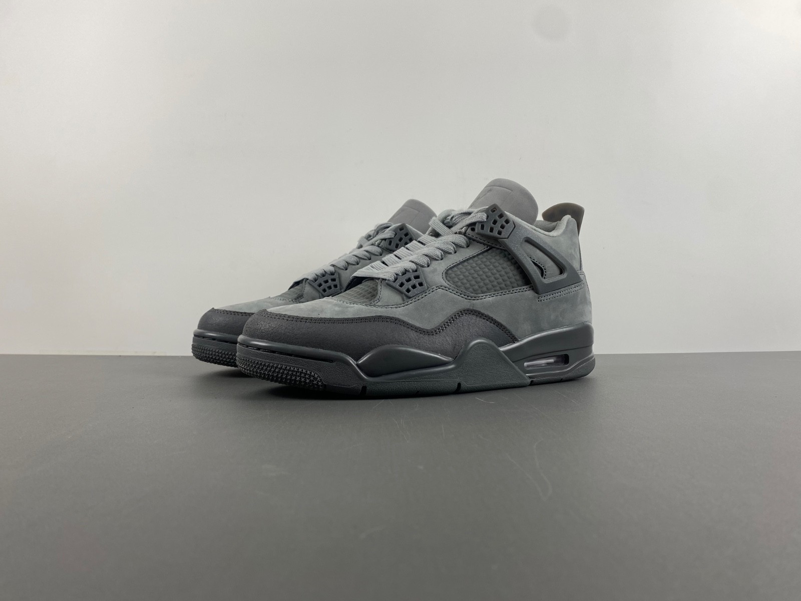 Air Air Jordan 4 “Smoke Grey” FQ7928-001