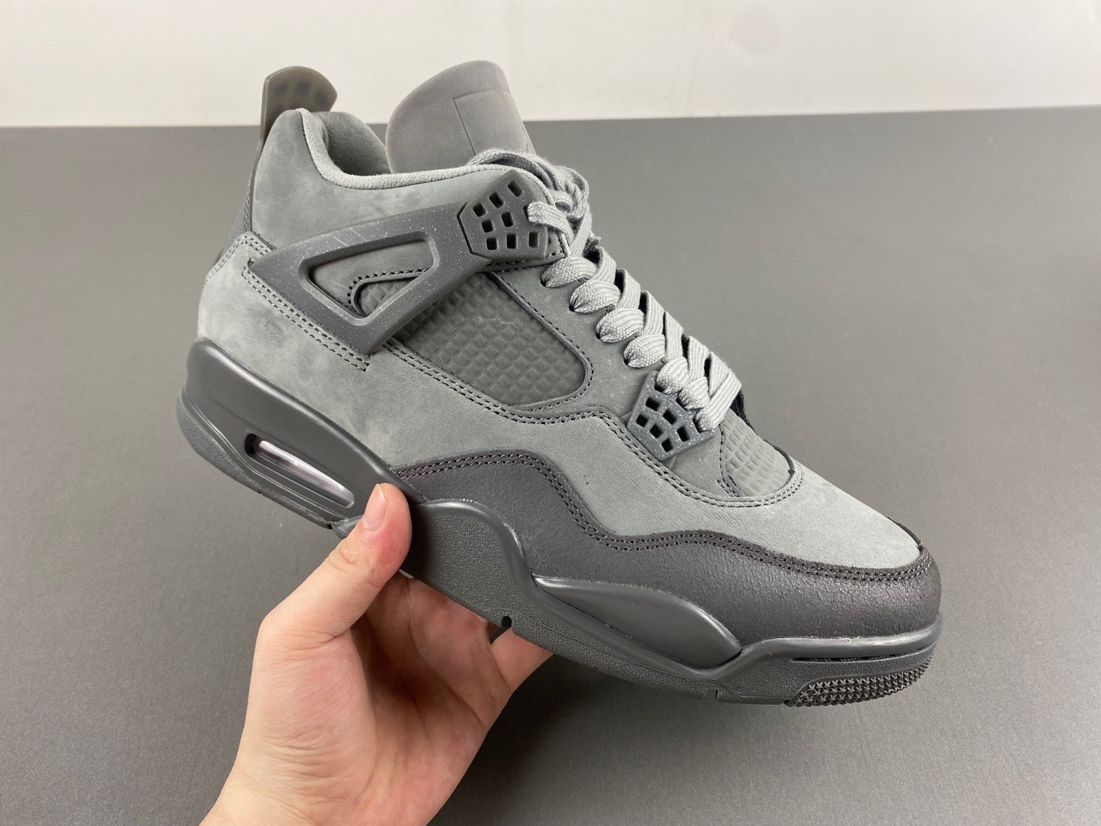 Air Air Jordan 4 “Smoke Grey” FQ7928-001