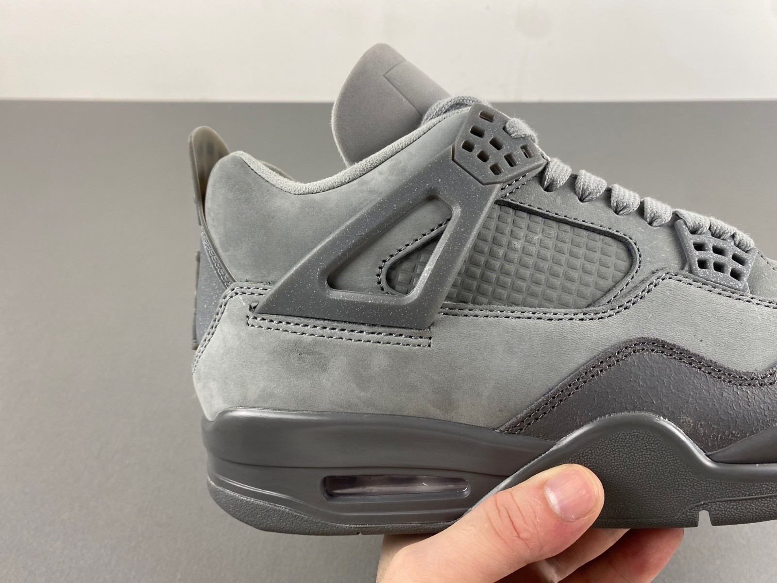 Air Air Jordan 4 “Smoke Grey” FQ7928-001
