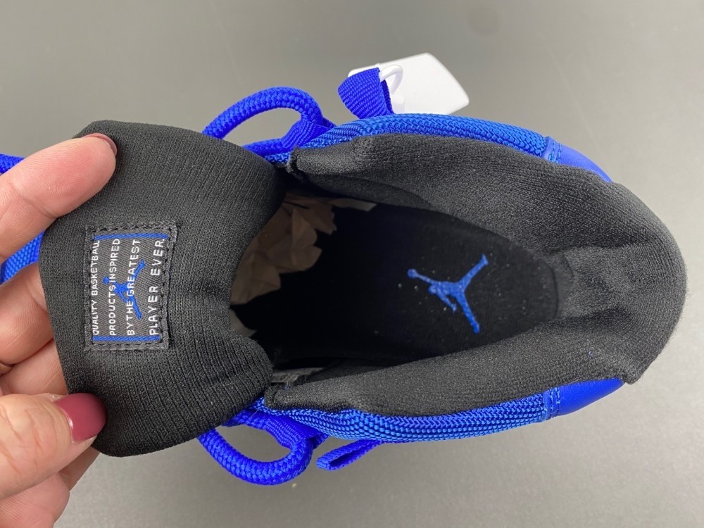 NIKE AIR JORDAN 11 RETRO BLUE BLACK CT8012-400