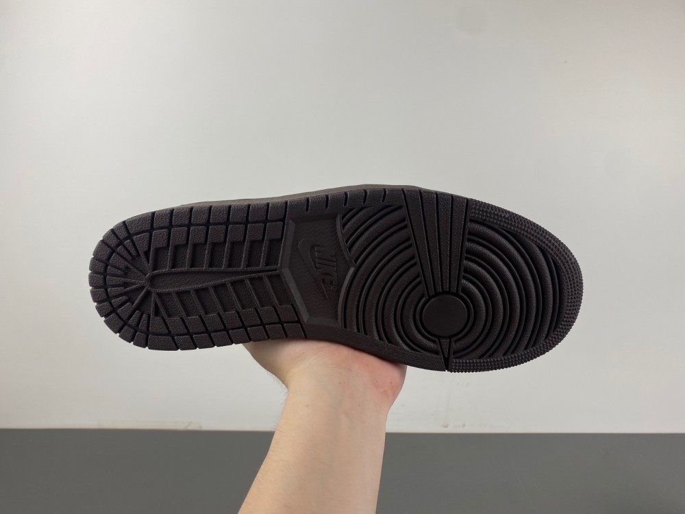 Travis Scott x Air Jordan 1 Low OG Velvet Brown DM7866-202