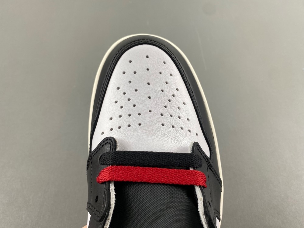 Air Jordan 1 High OG "Black Toe" Reimagined DZ5485-106 ( New )