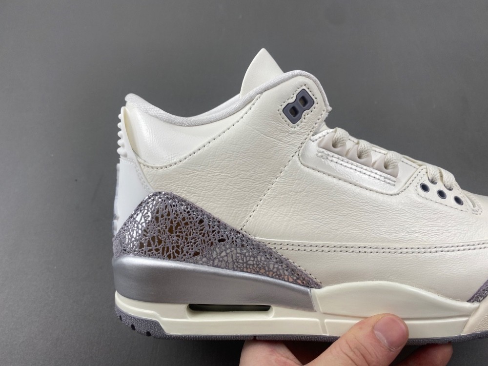Air Jordan 3 Retro Sail Cement Grey (Women