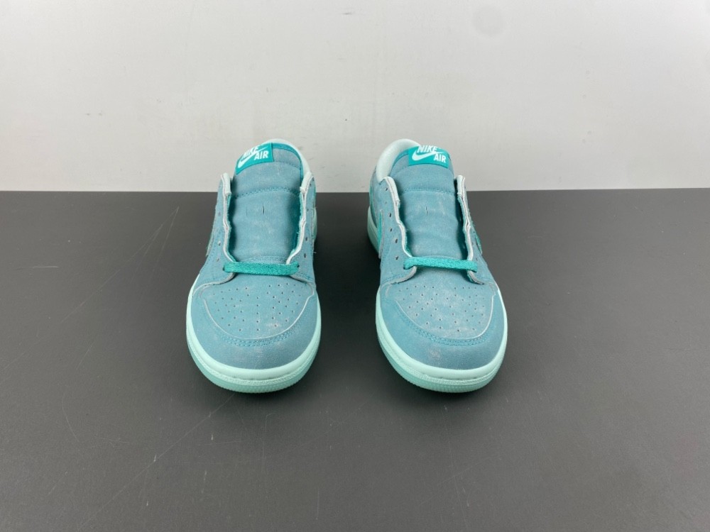 Air Jordan 1 Retro Low OG Washed Teal (Women