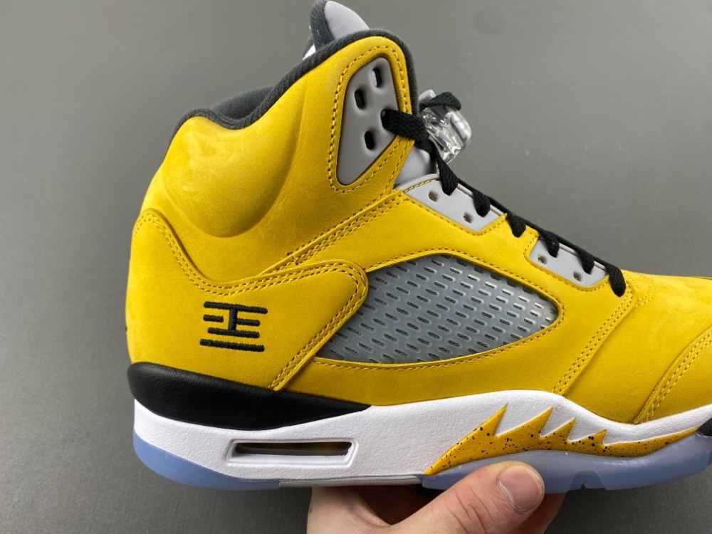 Air Jordan 5 Retro Tokyo T23 IO3372-700