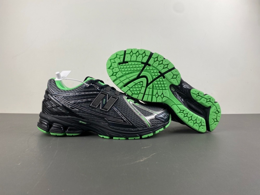 New Balance U1906 Silver Metallic Green | U1906RCT