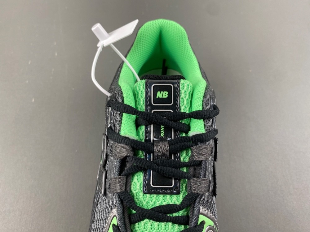 New Balance U1906 Silver Metallic Green | U1906RCT