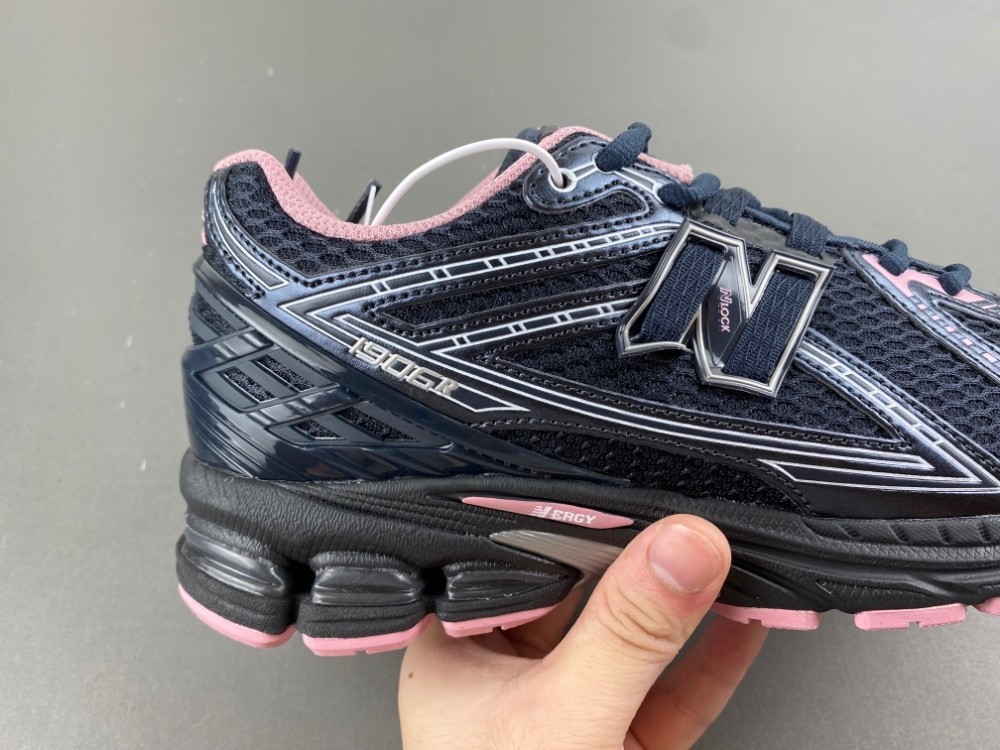 New Balance 1906R Pink Taffy U1906RCU