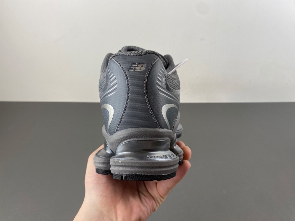 New Balance ABZORB 2000 Dark Grey | U2000ETA