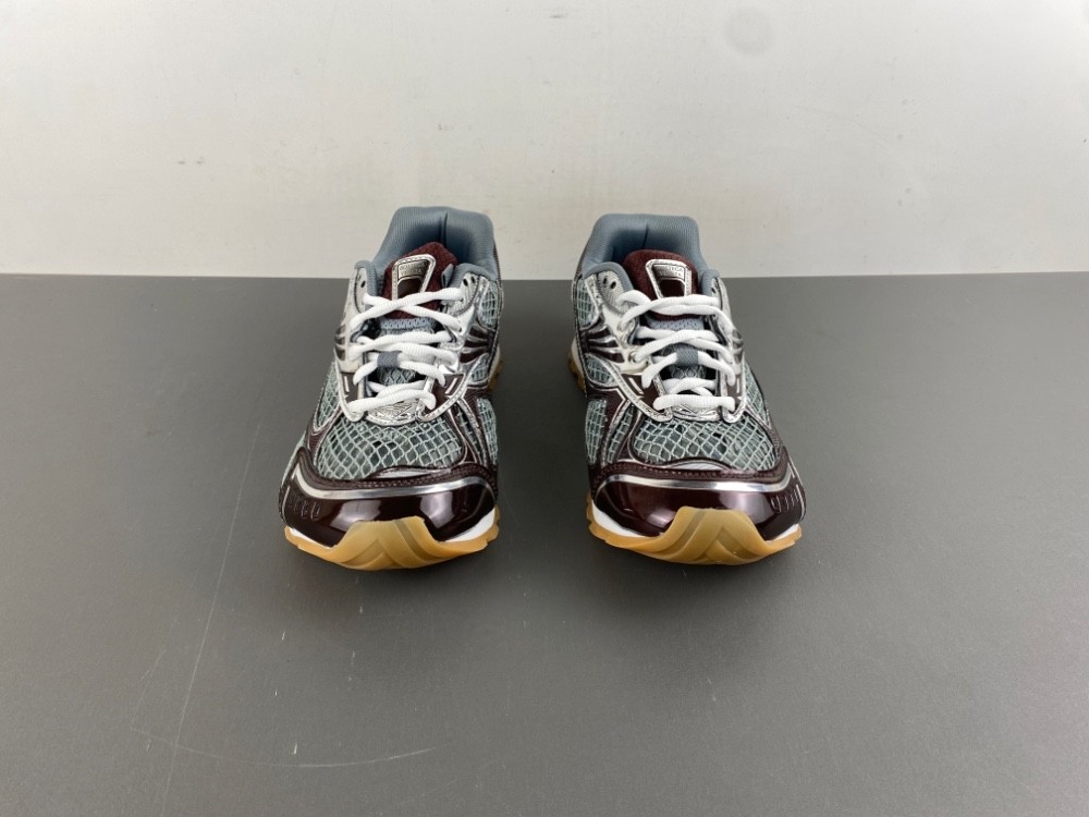 Bo*te*ga Ve*ne*ta Wmns Orbit Sneaker 
