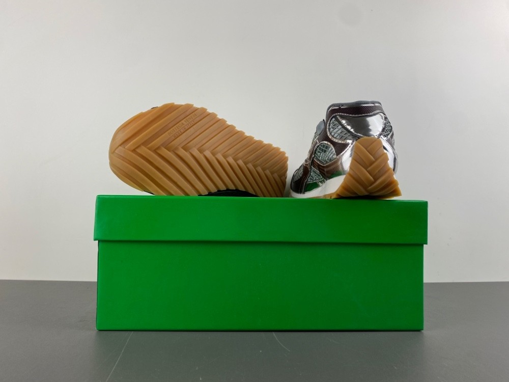 Bo*te*ga Ve*ne*ta Wmns Orbit Sneaker 