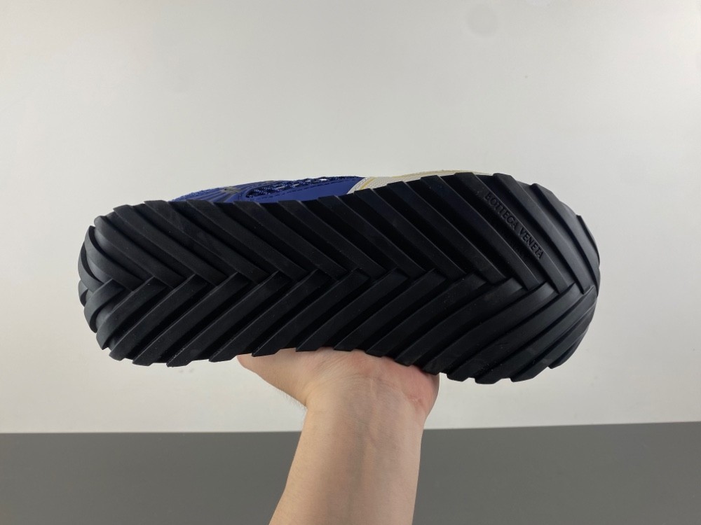 Bo*te*ga Ve*ne*ta Orbit Sneaker 