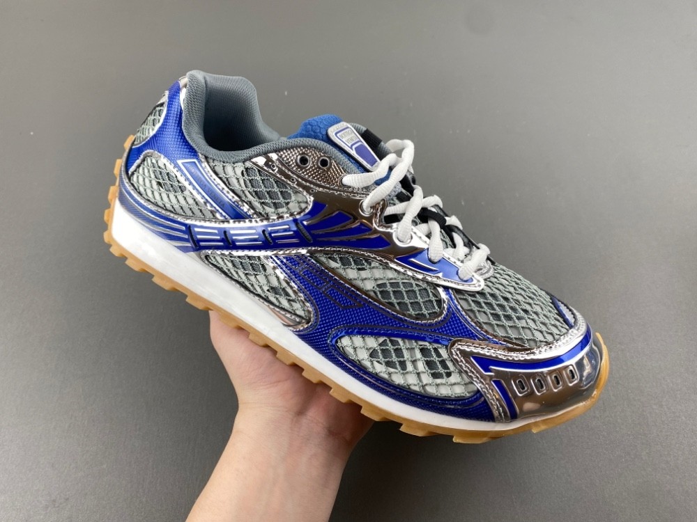 Bo*te*ga Ve*ne*ta Orbit Surf Vapor Blue Surf (Women