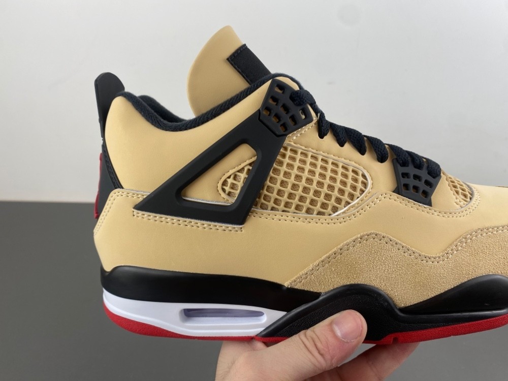 Air Jordan 4 Retro 