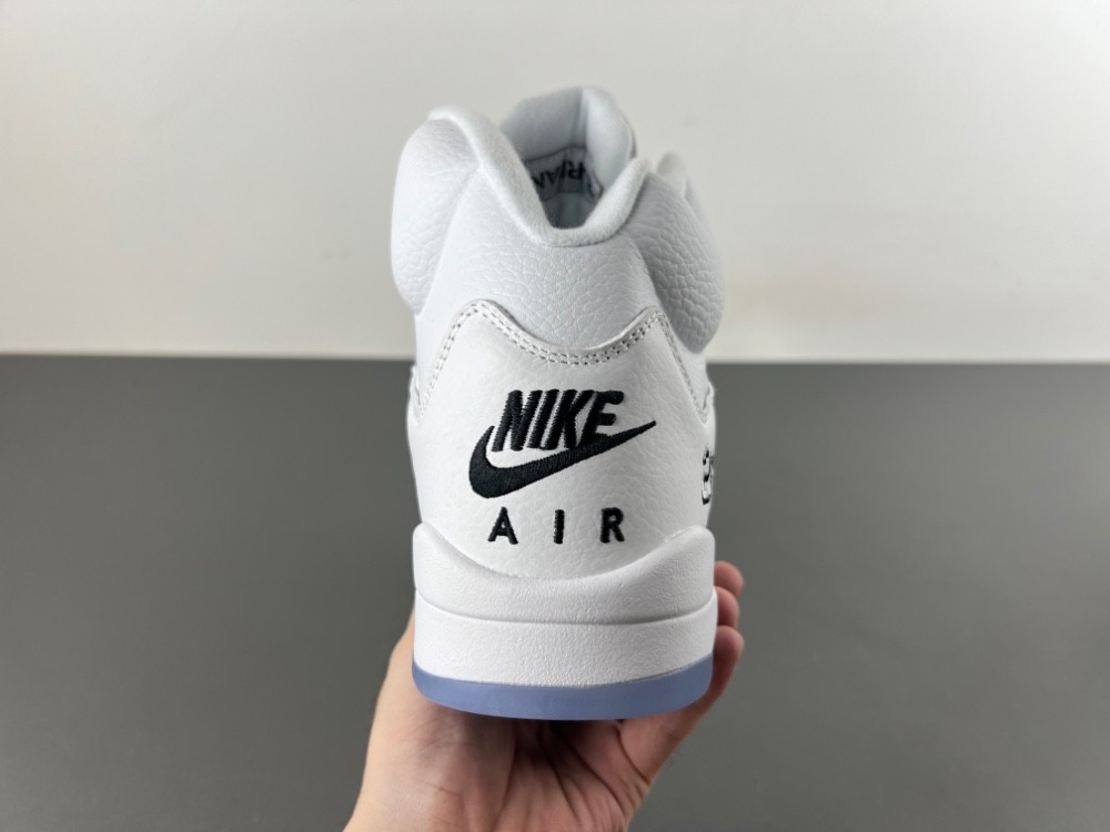 Nike Air Jordan 5 "White Metallic" HQ7978-103