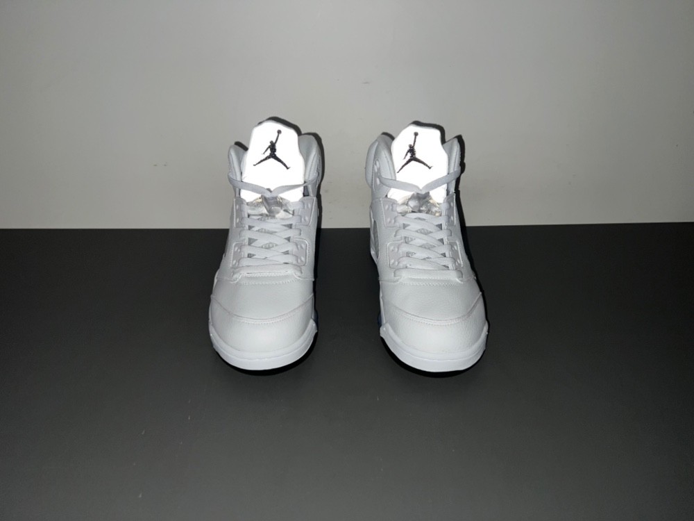 Nike Air Jordan 5 "White Metallic" HQ7978-103