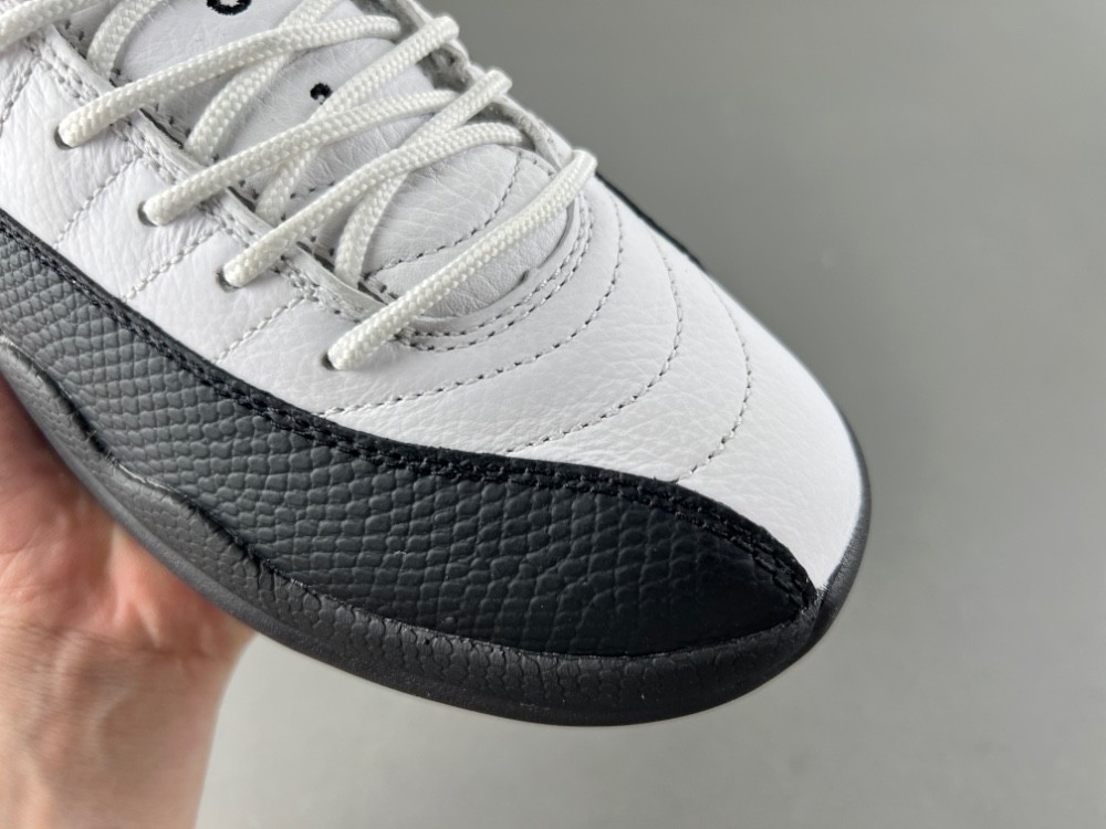 Air Jordan 12 Retro Taxi (GS) - 153265-117
