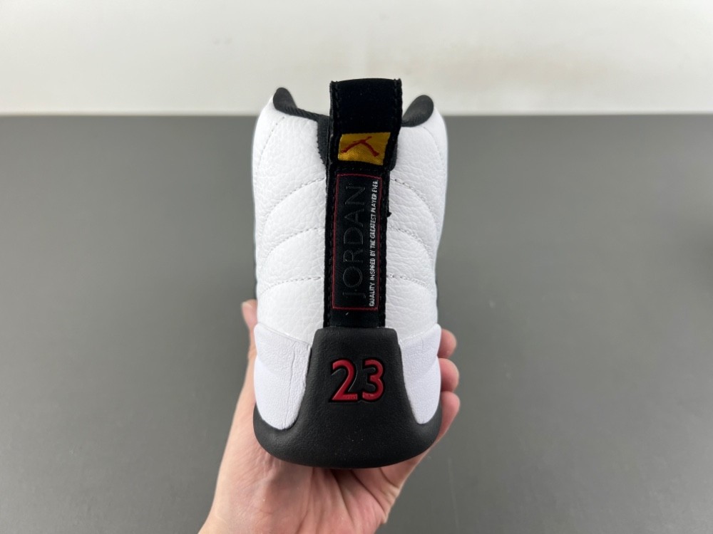 Air Jordan 12 Retro Taxi (GS) - 153265-117