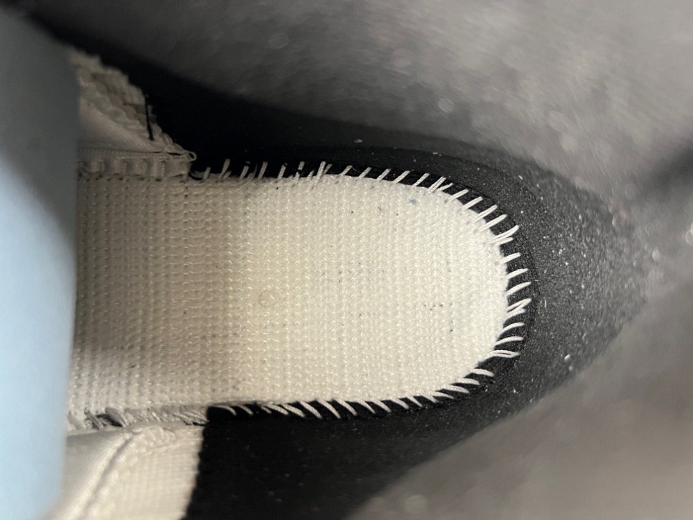 Air Jordan 12 Retro Taxi (GS) - 153265-117