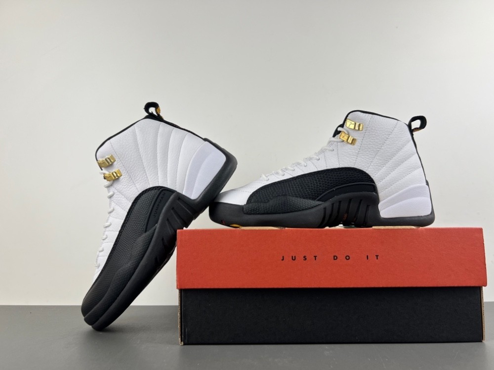 Air Jordan 12 Retro Taxi (GS) - 153265-117