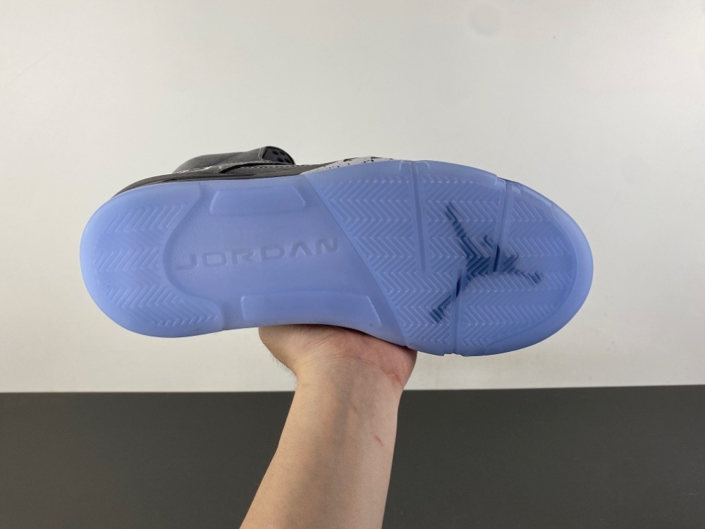 Air Jordan 5 Retro Wolf Grey (2026)  DD0587-002